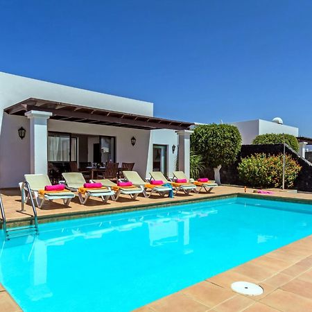 Villa Yaiza By Villa Plus Playa Blanca  Exterior photo