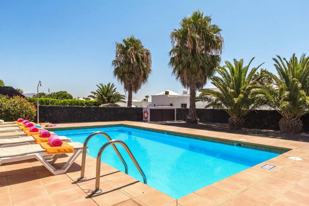Villa Yaiza By Villa Plus Playa Blanca  Exterior photo